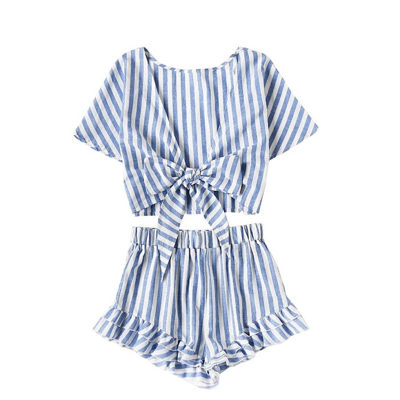 NWOT 2PieceOutfit Striped KnotFront CropTop Shorts - Picture 2 of 6